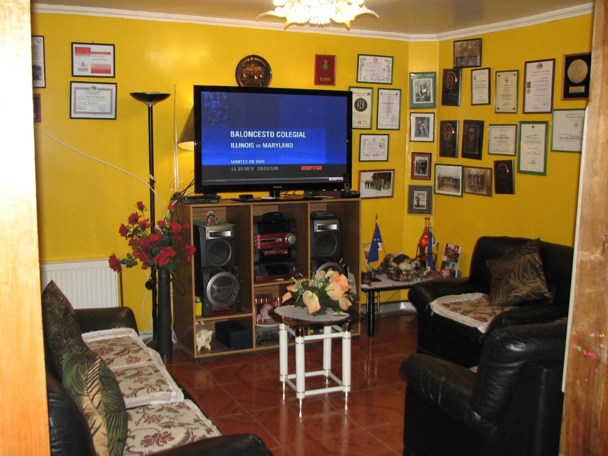 Hostal El Mirador Пунта Аренас Екстериор снимка