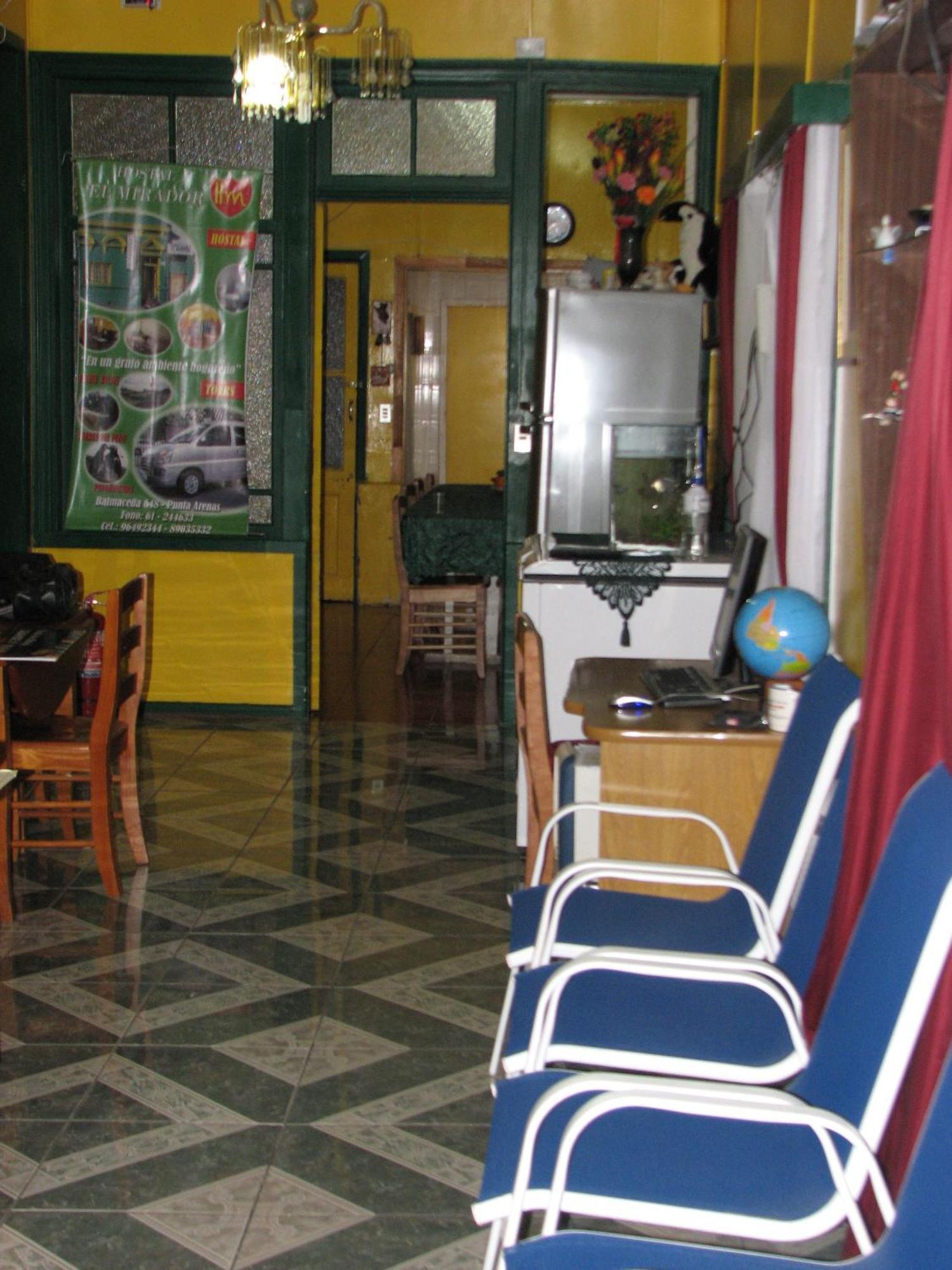 Hostal El Mirador Пунта Аренас Екстериор снимка