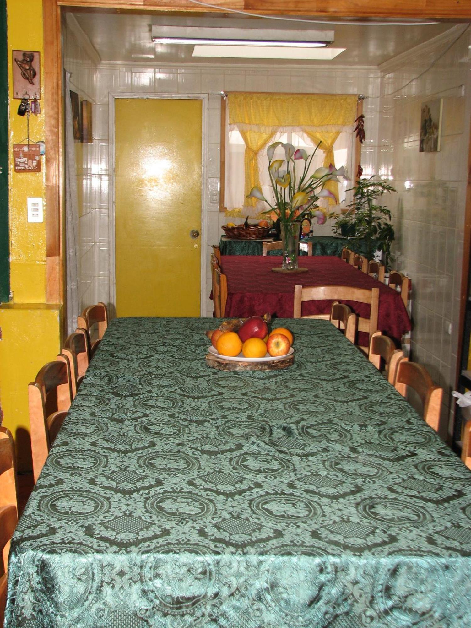Hostal El Mirador Пунта Аренас Екстериор снимка